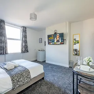 *rc246*for Your Relaxed & Cosy + Free Parking Homestay Leeds (West Yorkshire)